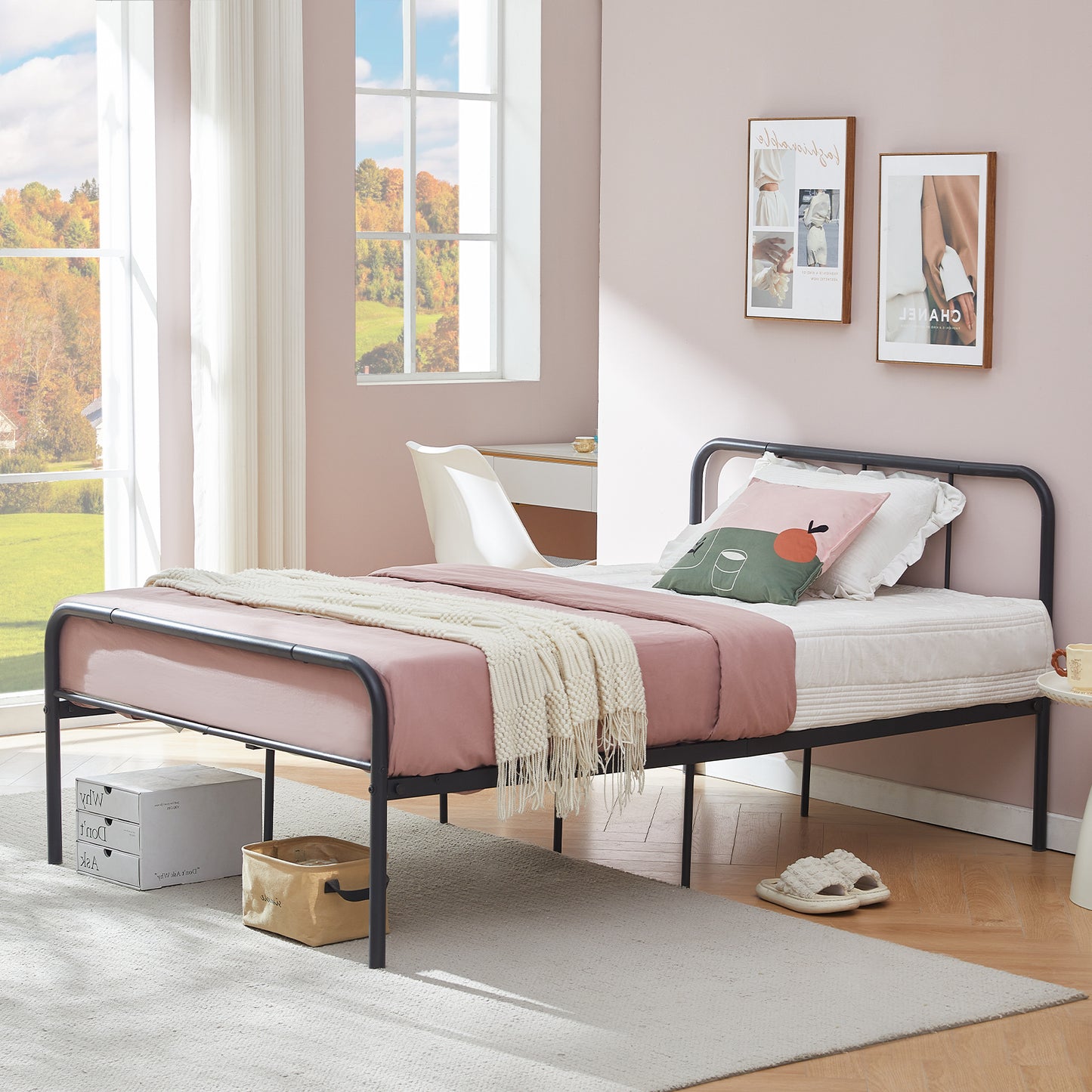 MILO Small Double Metal Bed 123*197cm - Black