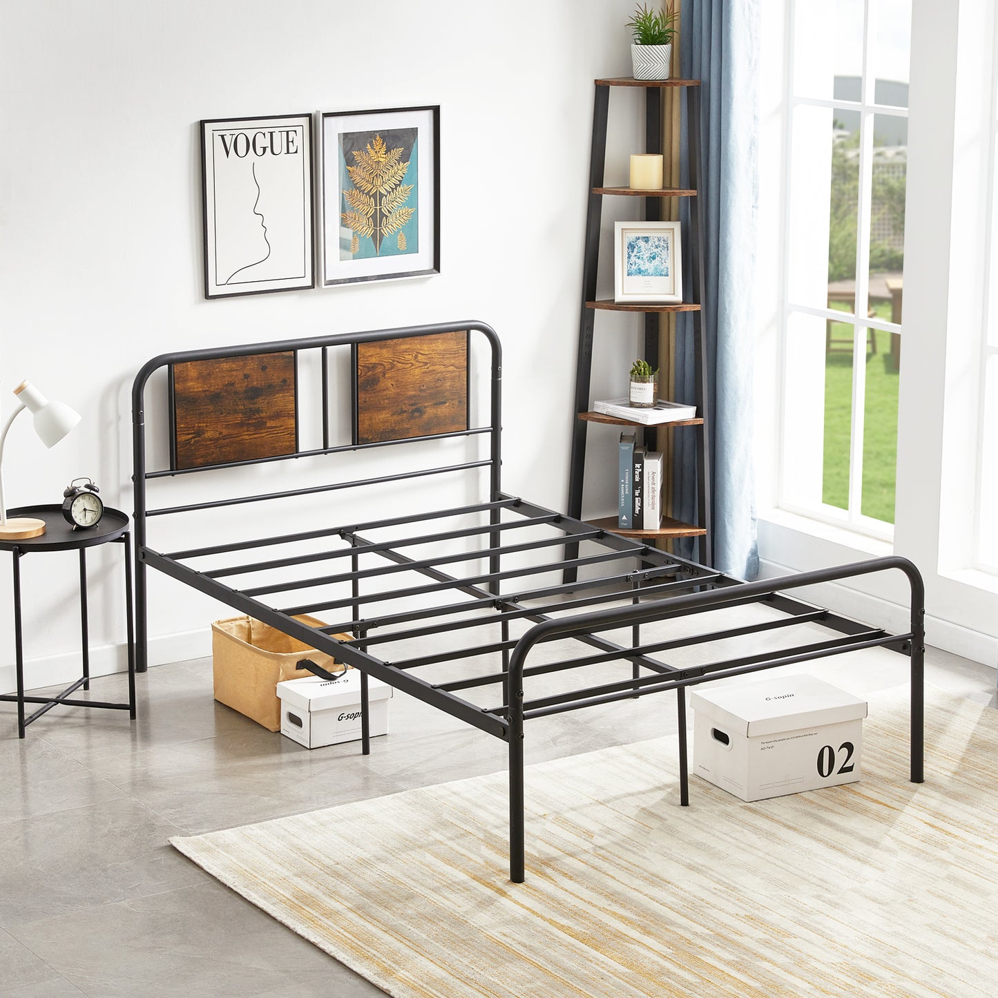 BERRY Small Double Metal Bed 123*196.4 cm - Black