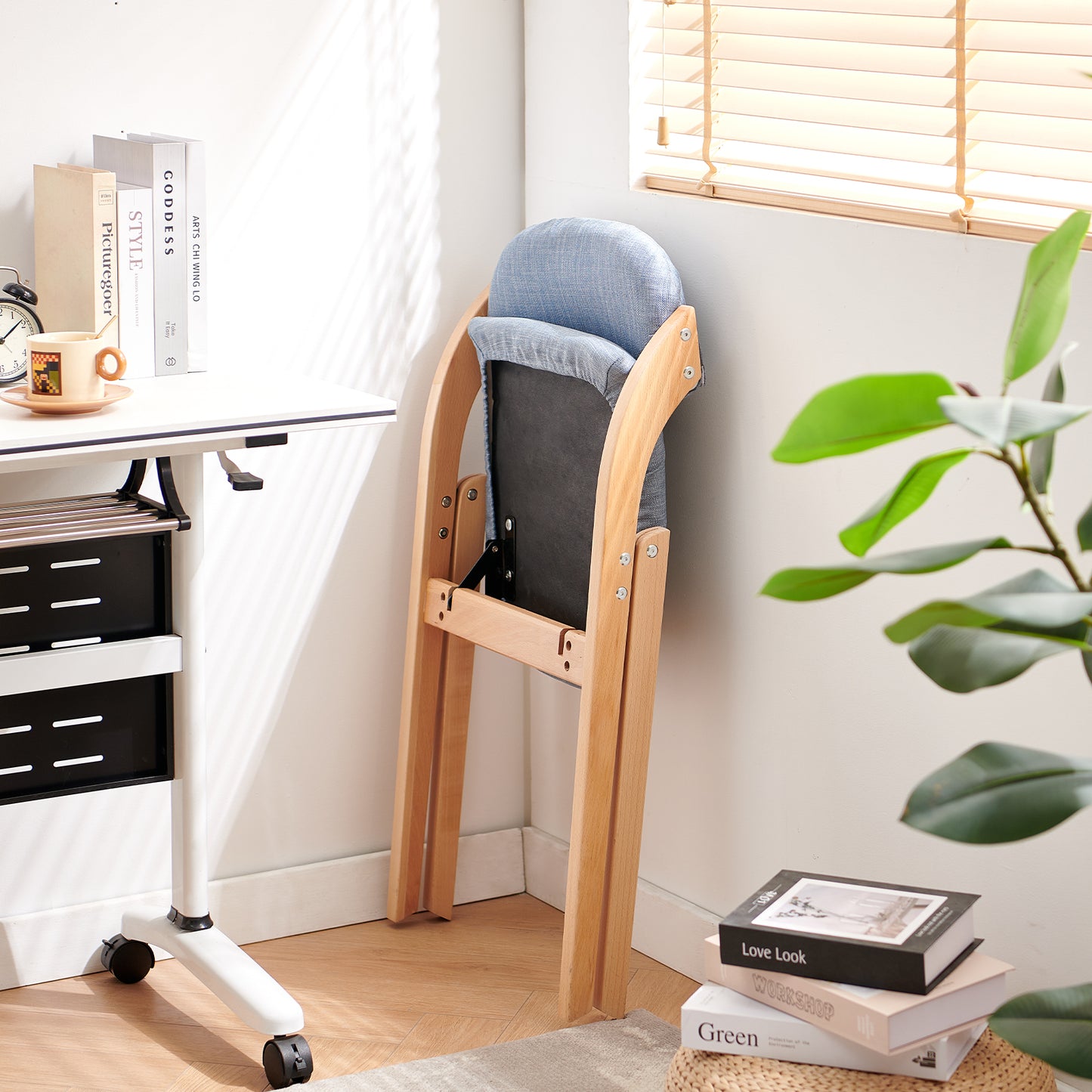 KEWA Folding Chair with Beech Leg - Light Blue