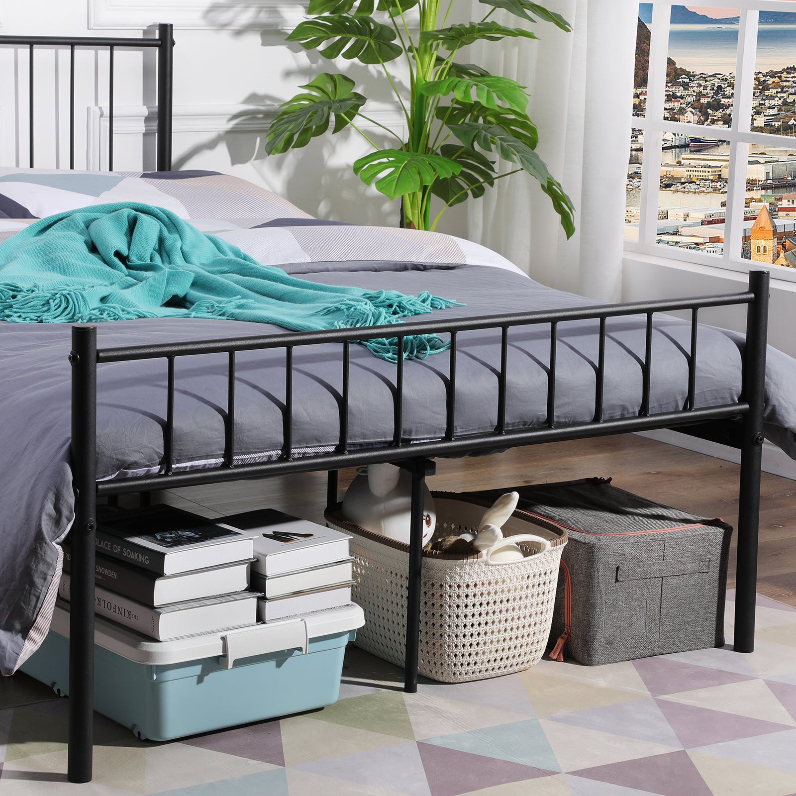 KESSIE Single/Double Metal Bed 123 * 196 cm - Black