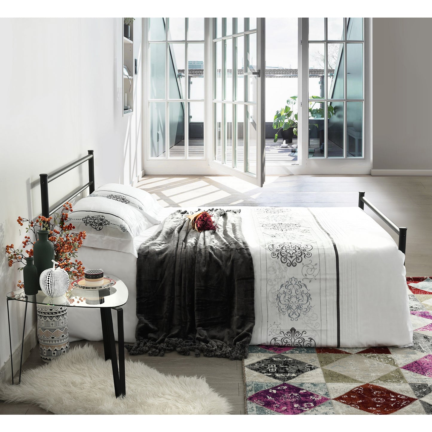 PRIMO Single/Double Metal Bed 94 * 196 cm/143 * 196 cm - Black/White