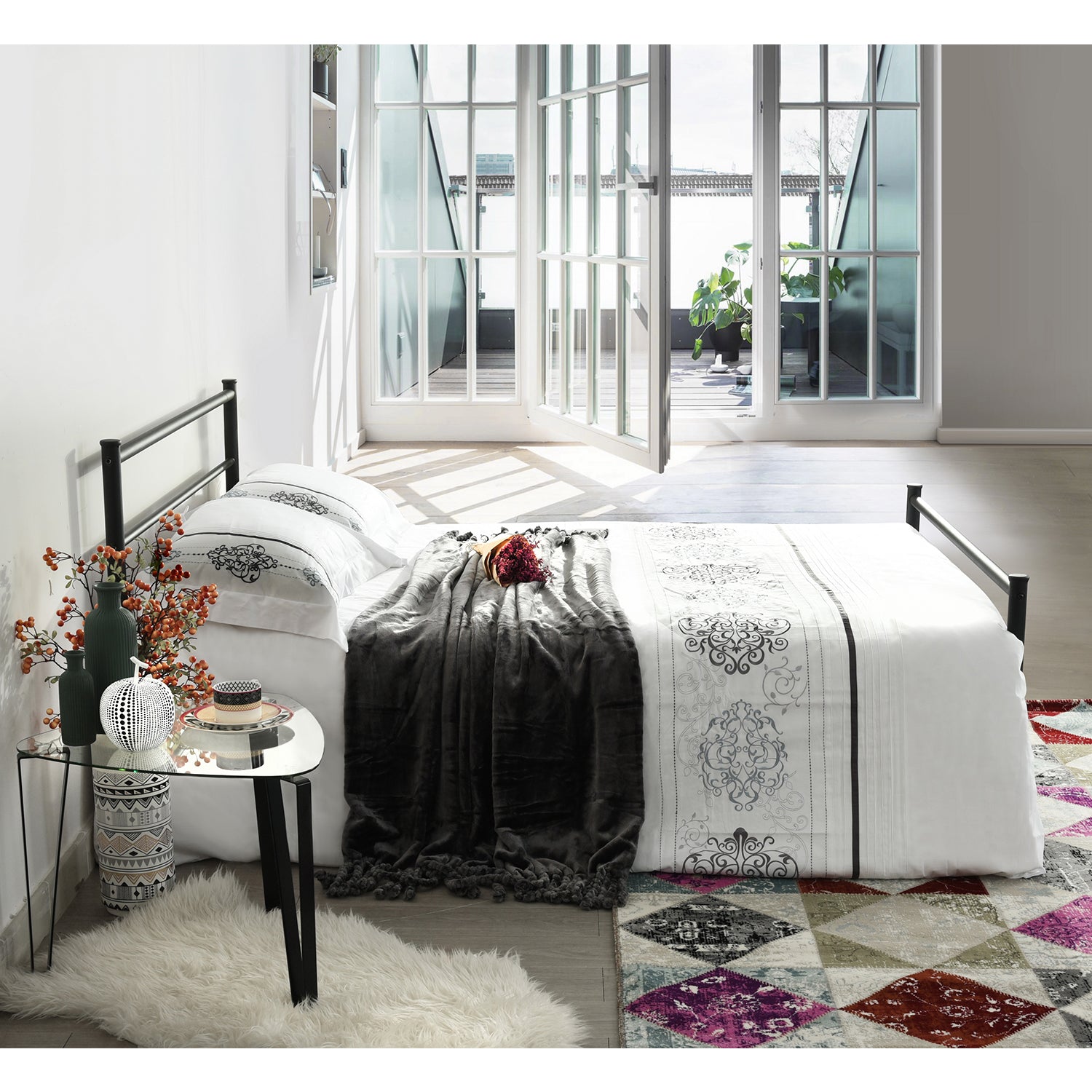 PRIMO Single/Double Metal Bed 94 * 196 cm/143 * 196 cm - Black/White