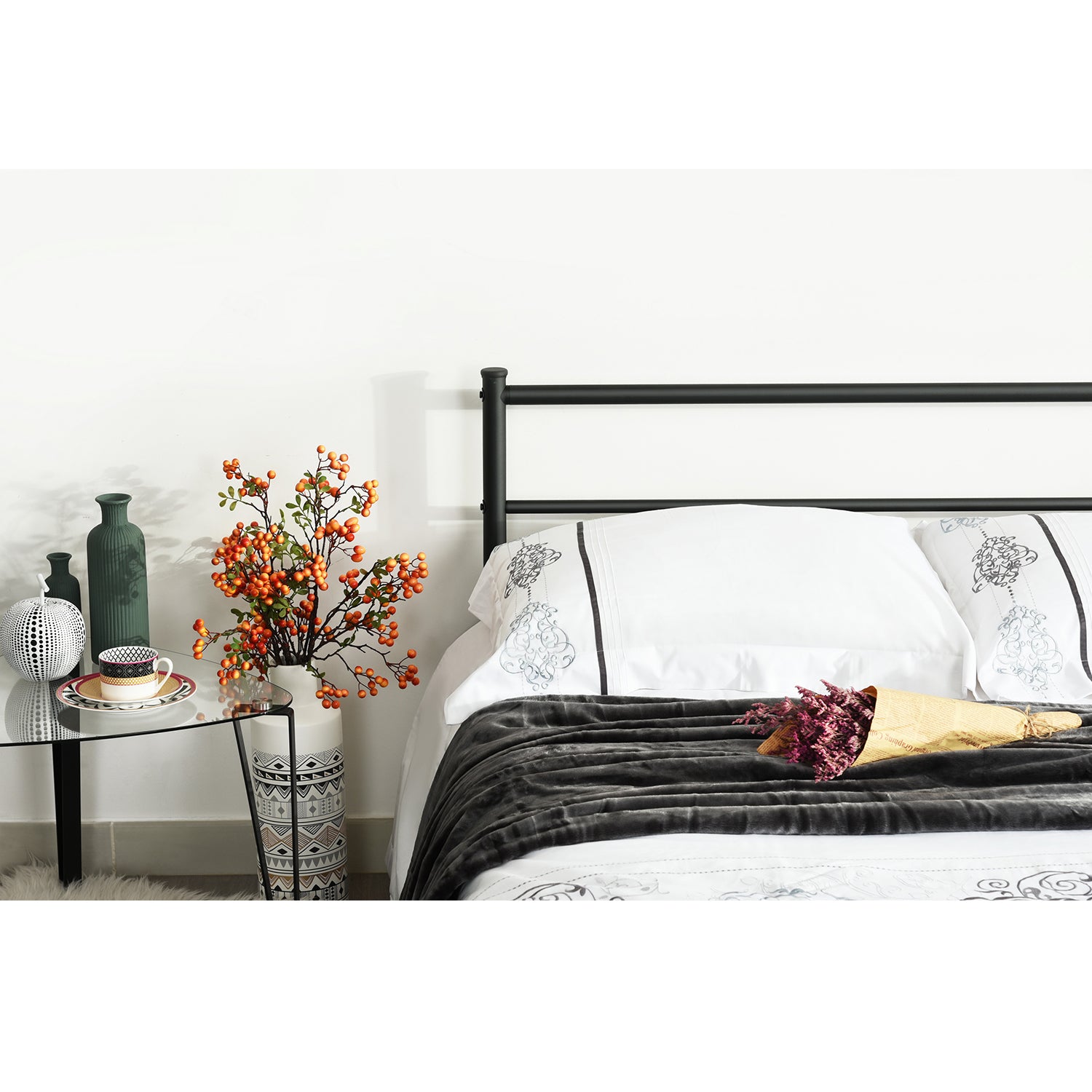 PRIMO Single/Double Metal Bed 94 * 196 cm/143 * 196 cm - Black/White